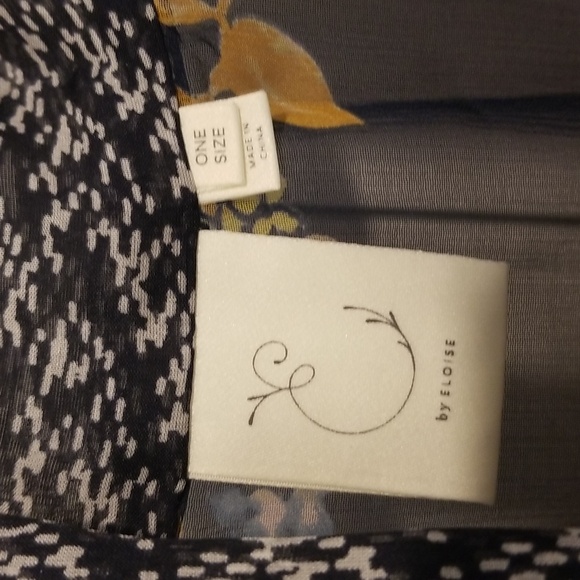 NWOT, Flowy Silk kimono by Eloise, one size - Picture 5 of 10